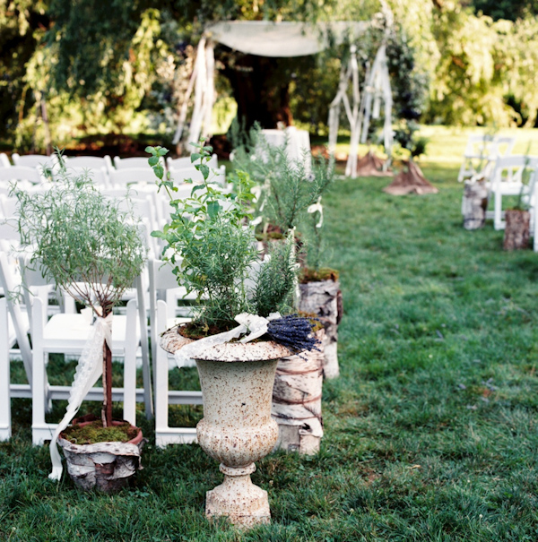 photo by New York City based wedding photographer Karen Hill - outdoor ceremony decor extras 